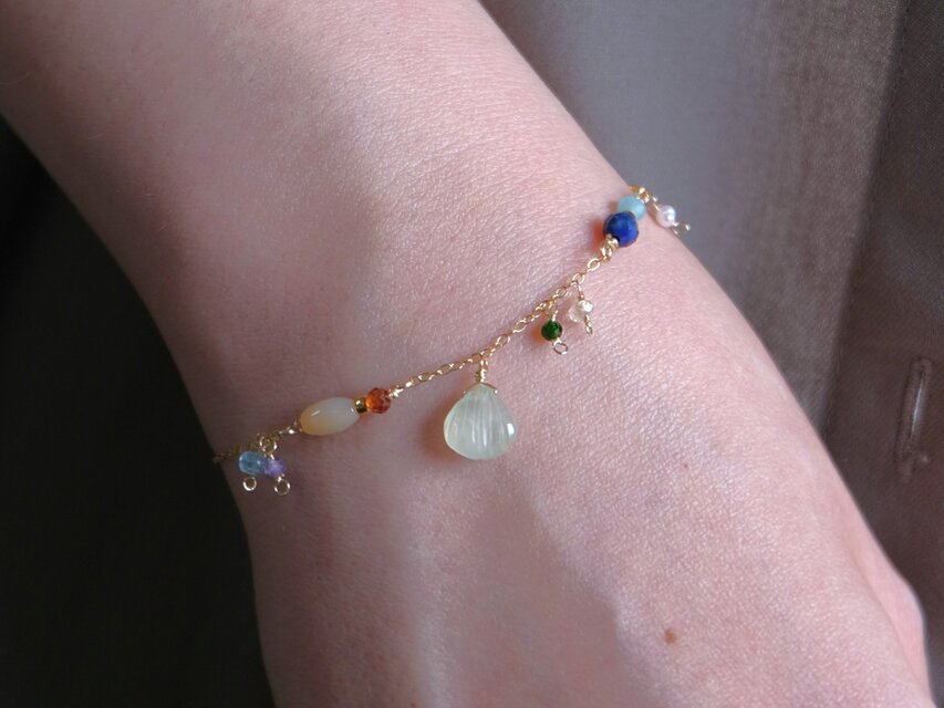 shell stone bracelet：天然石プレナイト マザーオブパール アメジスト