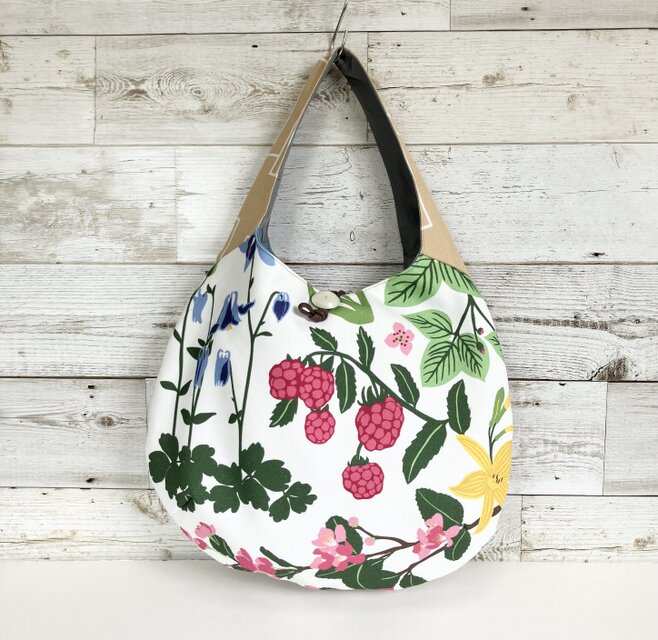 たまご型バッグ　ワンハンド ル 　 初夏の花たち