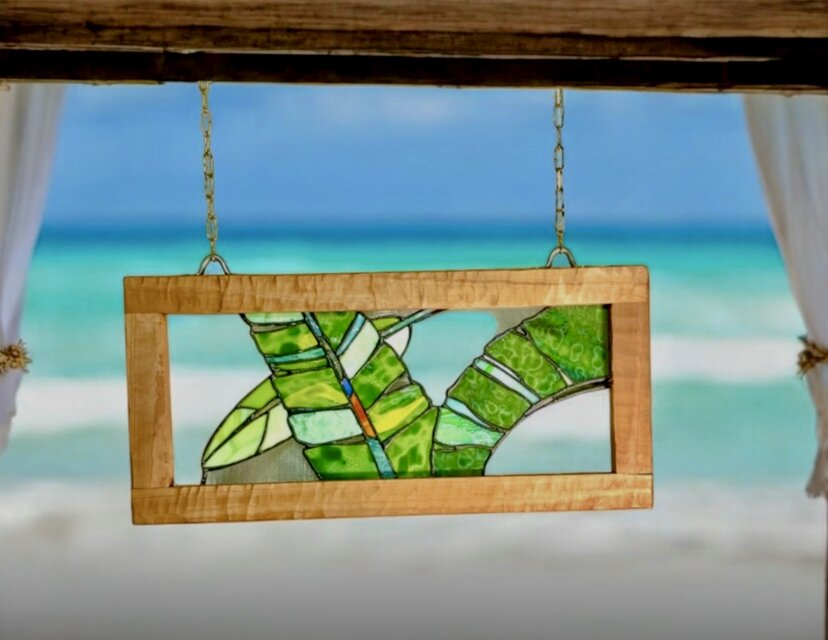 ヤシの葉っぱパネル、インテリア　明り取り窓・サンキャッチャー・ドアの窓・etc.にステンドグラスを!