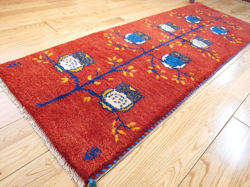 ペルシャ ギャッベ ランナー中 ラグ 148x54cm 茜色 生命の木 フクロウ