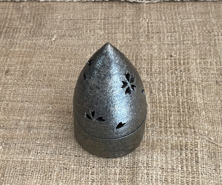 お香立て　桜模様