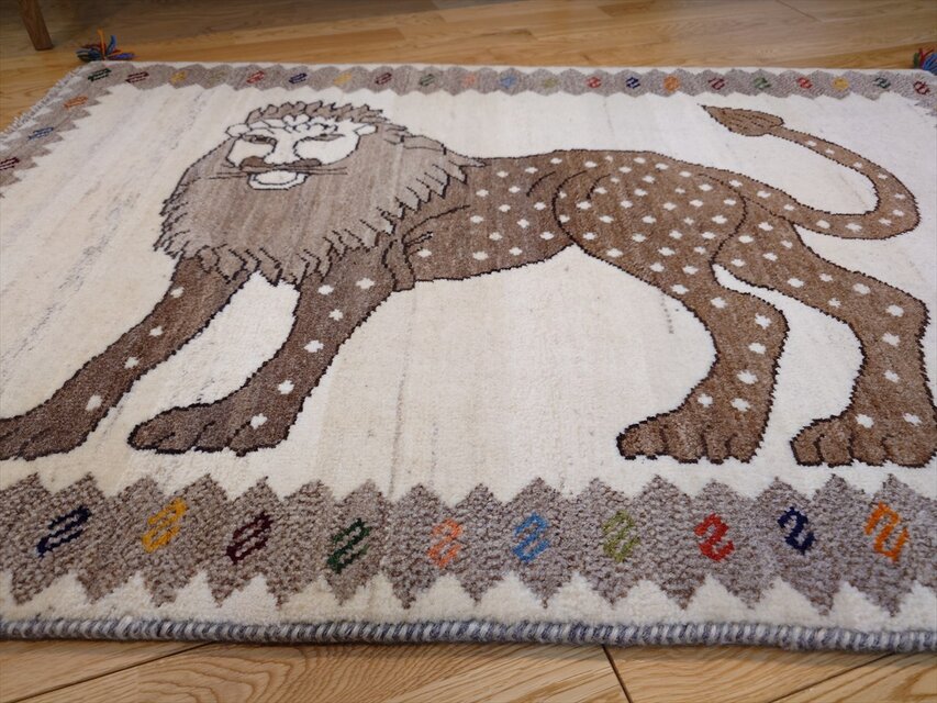 ペルシャ ギャッベ アマレバフト ラグ 124x85㎝ ライオンギャッベ