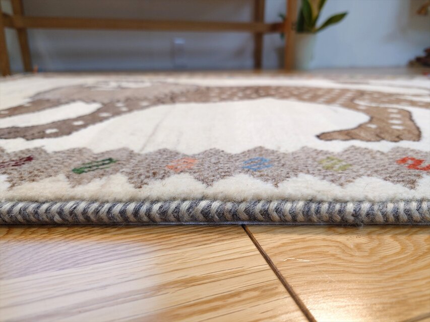 ペルシャ　トライバルラグ　アマレバフト　96×73　アイボリー　ライオン ペルシャ トライバルラグ アマレバフト 96×73 アイボリー ライオン