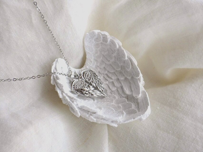 【セット販売】翼モチーフのコフレボックス B ■  フラットデザイン 翼ペンダント × 小物入れ プチサイズ