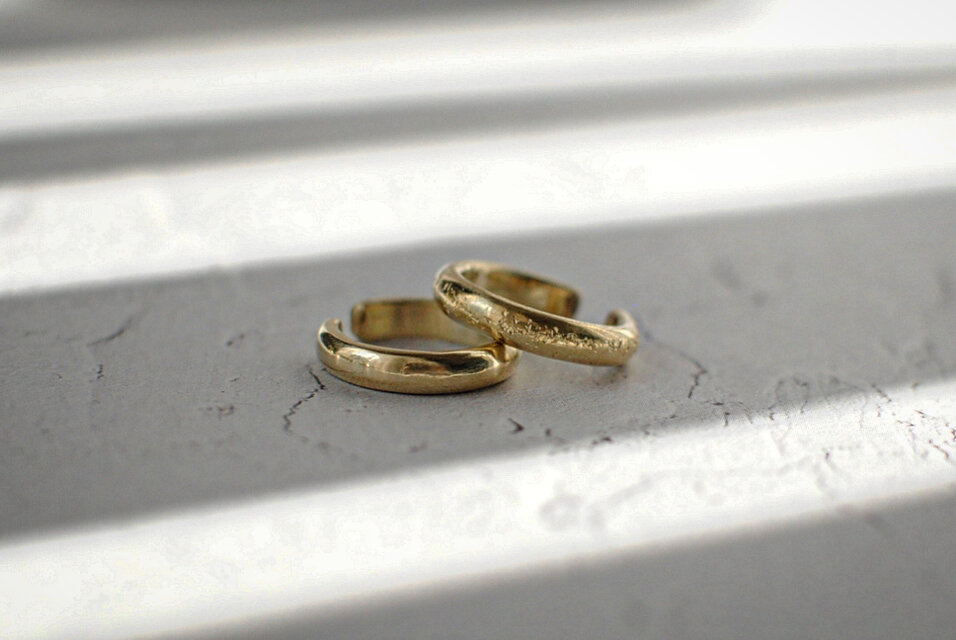 甲丸イヤーカフ