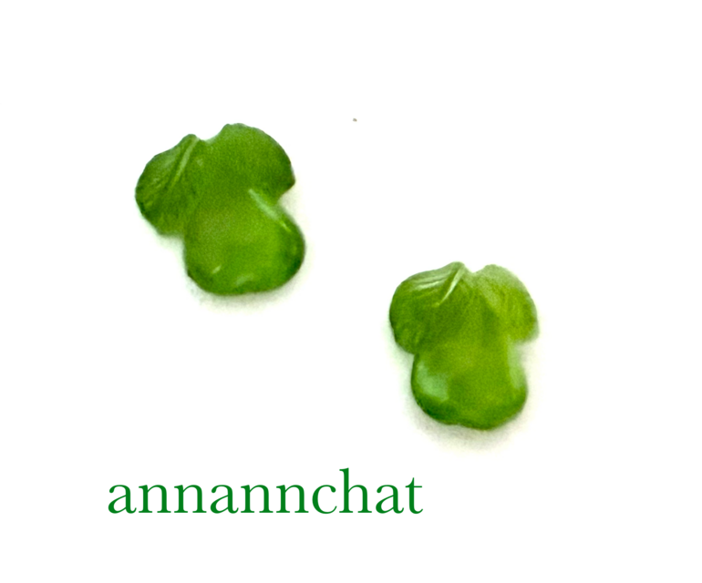 【西ドイツ製　ビンテージ　洋梨　小さい　ピアス】11㎜