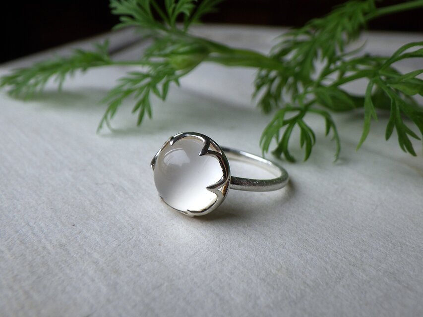 SV ホワイトムーンストーンのリング | iichi 日々の暮らしを心地よく