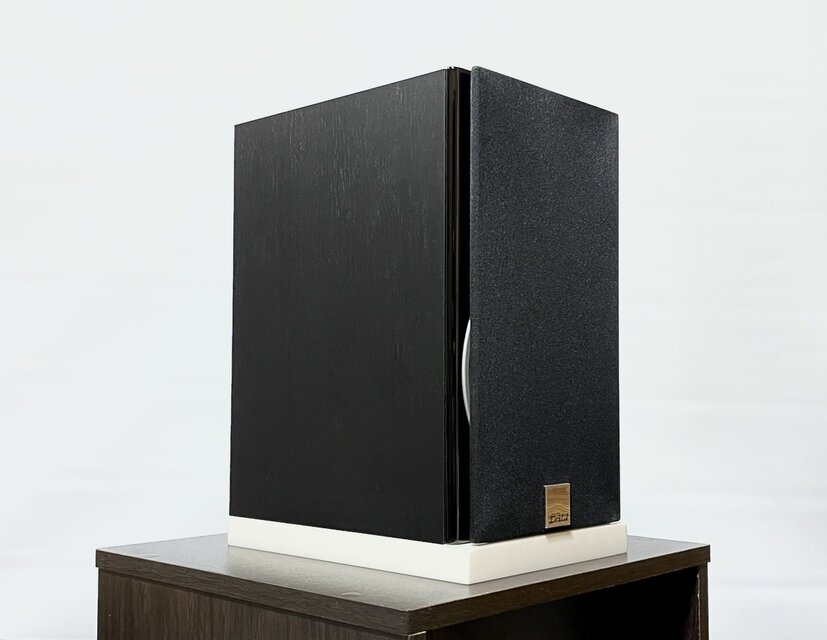 オーディオボード 26cm×19cm×2cm 白単色 2枚組 | iichi 日々の暮らし