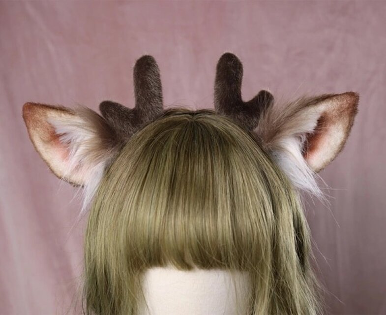 【受注生産】クリスマス鹿耳カチューシャ 手作リアルな毛皮のような ヘアアクセサリー シミュレーション動物の耳 ロリータ