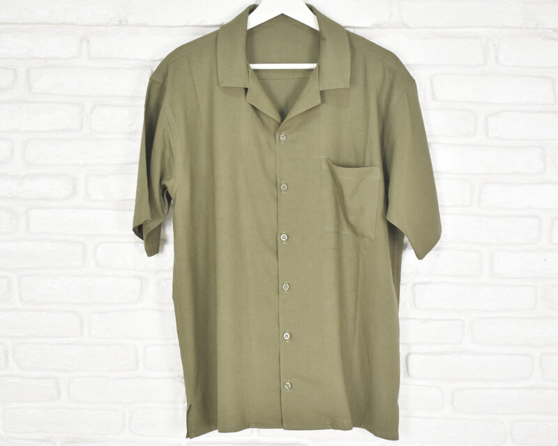 タグ付き新品　ichi カラーリネンシャツ　オリーブグリーン タグ付き新品 ichi カラーリネンシャツ オリーブグリーン