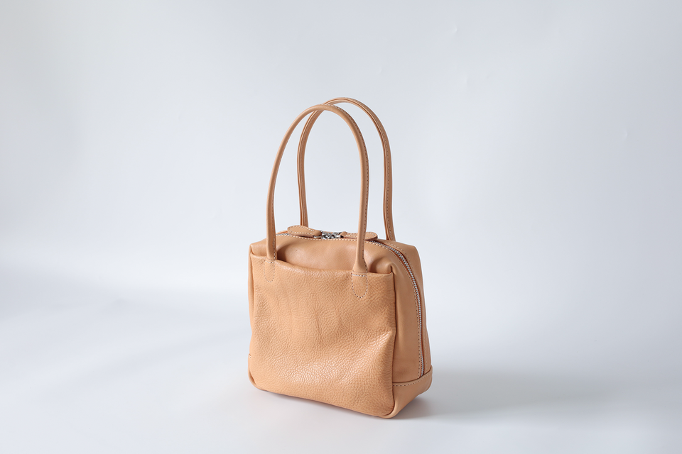 柔らかいヌメ革】トートバッグミニスクエアバッグ｜手提げに便利な上品