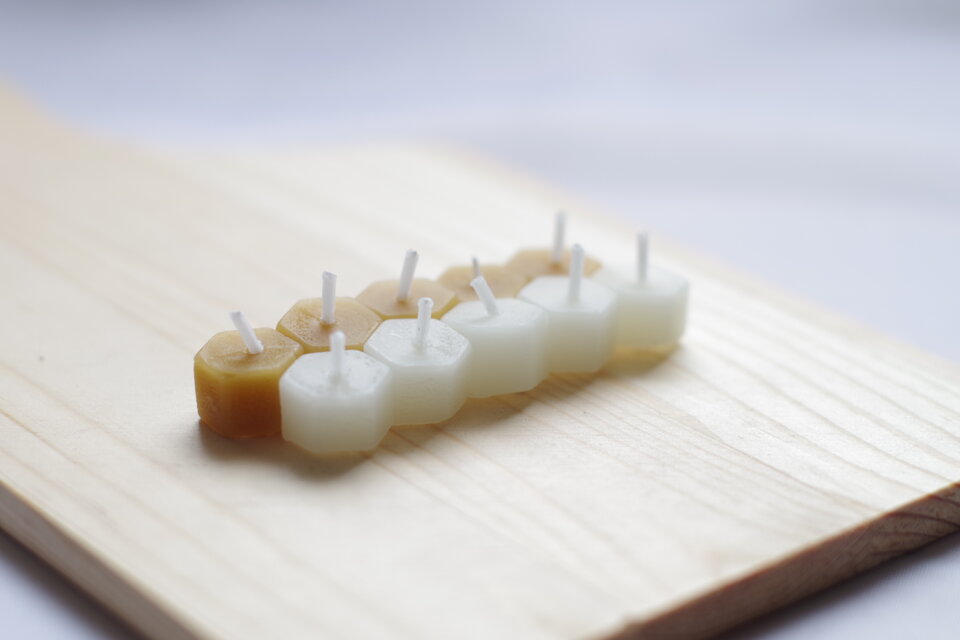 「小さな六光」小さな六角形の蜜蝋キャンドル 10個セット