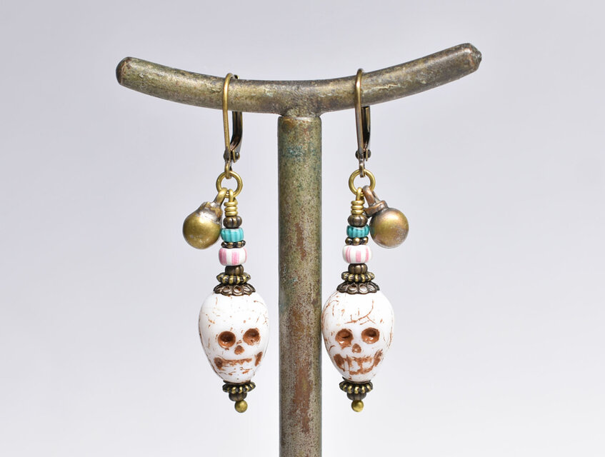 ダンシングスカル チャーム・ピアス es470-1.jpg