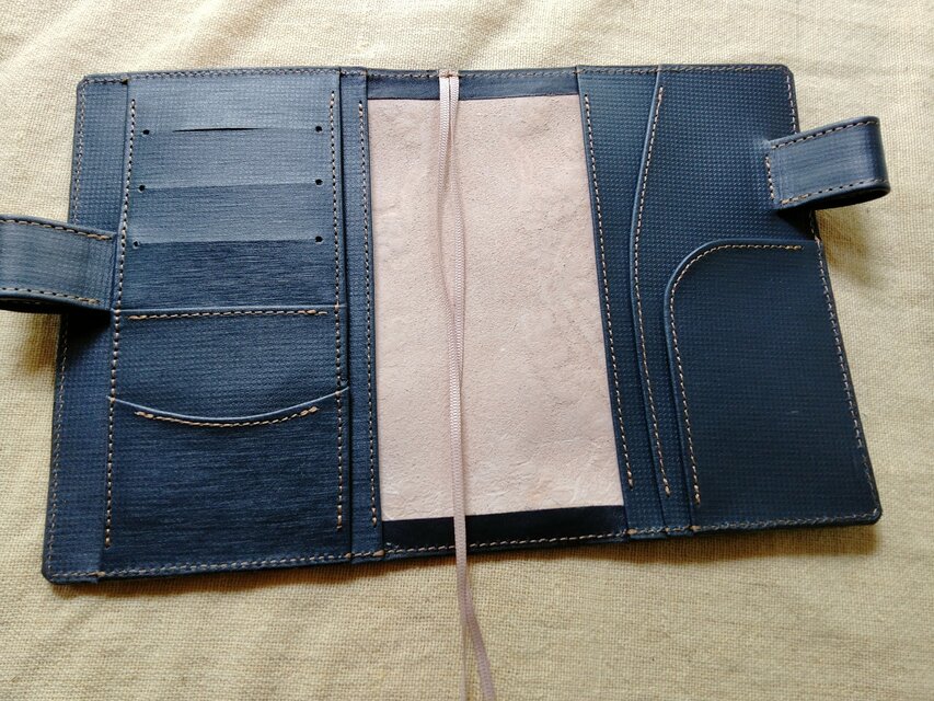 ほぼ日手帳カズン対応　A5サイズ手帳カバー　レザー刻印＆拭き染め ほぼ日手帳カズン対応 A5サイズ手帳カバー レザー 刻印＆拭き