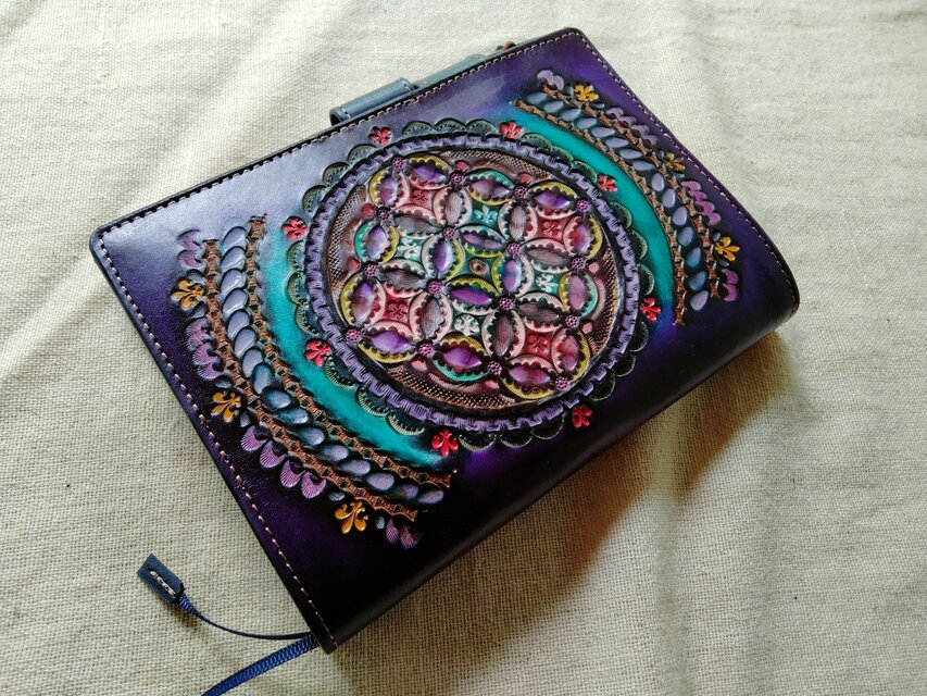 ほぼ日手帳対応　牛革文庫サイズ手帳カバー　刻印＆拭き染め　