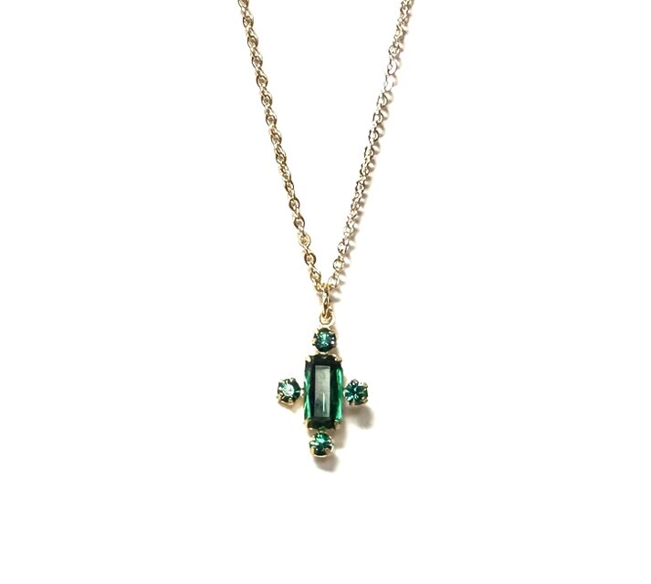 ヴィンテージ swarovski エメラルド クロス 十字架 ネックレス