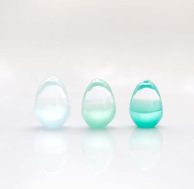 ガラスのプチオブジェ「虹の雫」3色セット ＊若葉と朝露＊