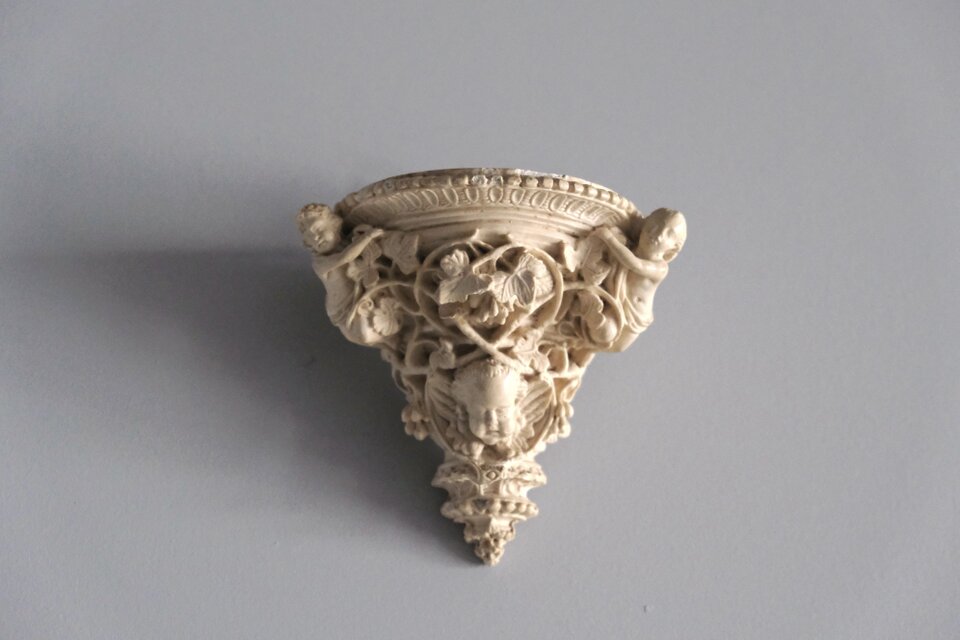 コンソール 智天使 海泡石 メシャム フランス アンティーク 0502223