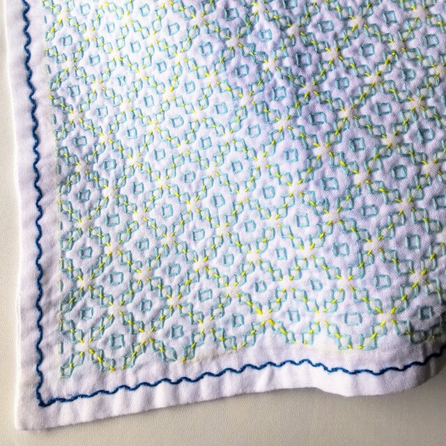 刺し子ふきん/カバー    『ダリヤ』　ブルー