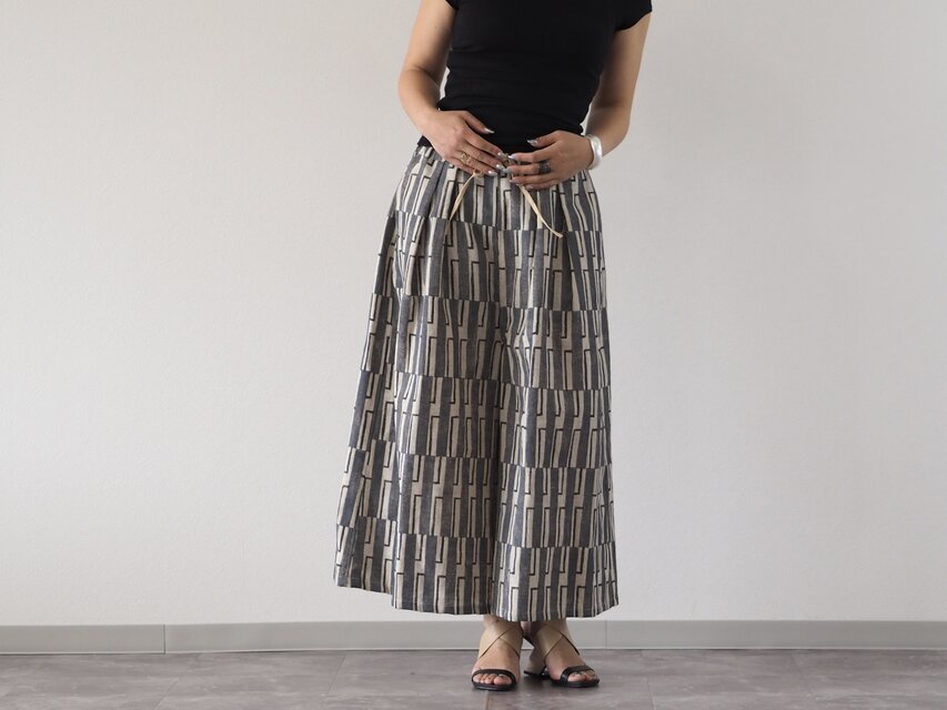 ブロックプリント/総柄ワイドパンツ①