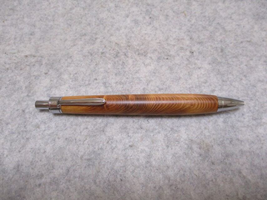 屋久杉　光明　椿油仕上げ　ワンピースタイプの木軸ボールペン(シャープペンシル）　