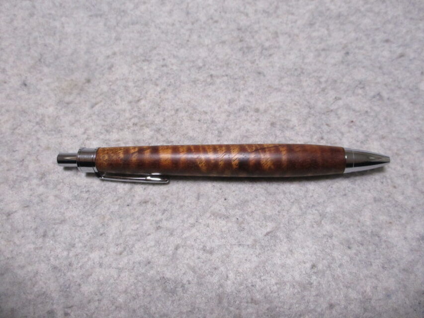 ハワイアンコア カーリー杢 椿油仕上げ 木軸ボールペン(シャープ