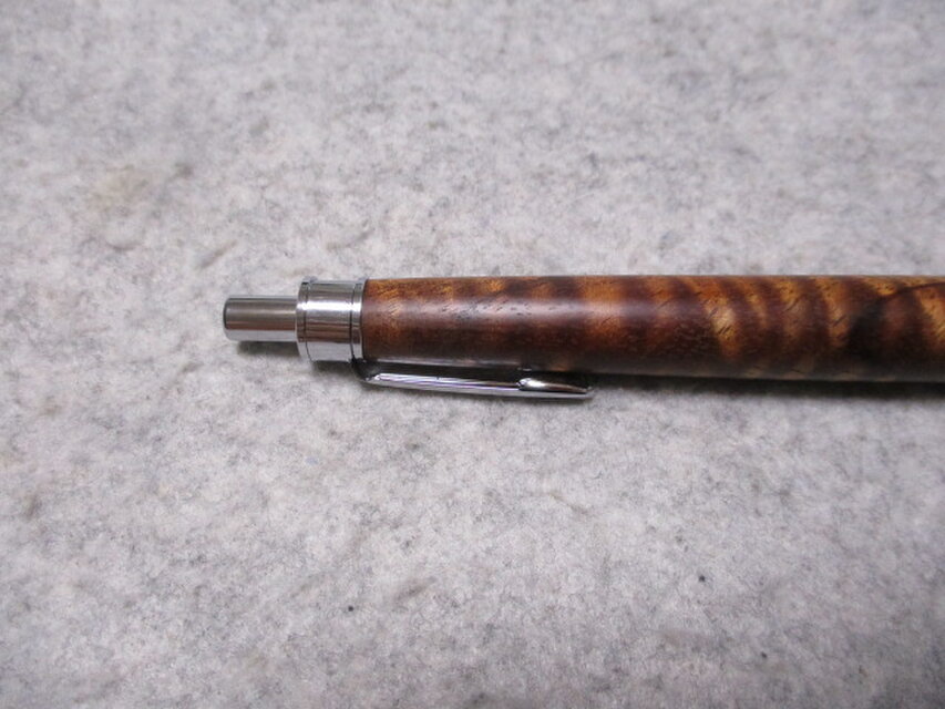 ハワイアンコア カーリー杢 椿油仕上げ 木軸ボールペン(シャープ