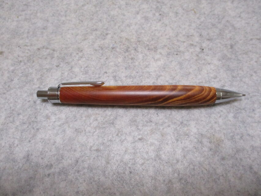 肥松(黒松)ジン 琥珀脂 出雲産樹齢300年 蜜蠟ワックス仕上げ 木軸