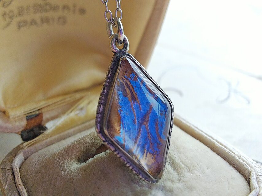 アンティーク モルフォ蝶／ダイヤ型 Silevr製ネックレス | iichi