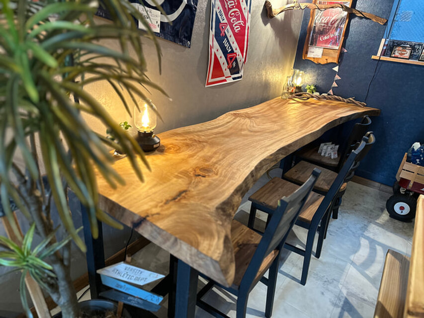 即納OK 世界に一枚。和歌山産 楠の超特大一枚板カウンター【幅2700