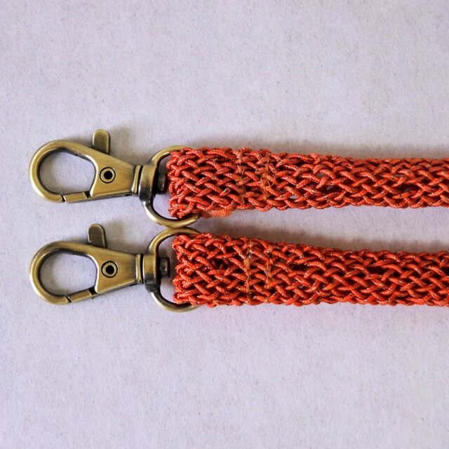 着物リメイク　帯締めで作ったスマホショルダー、スマホストラップ