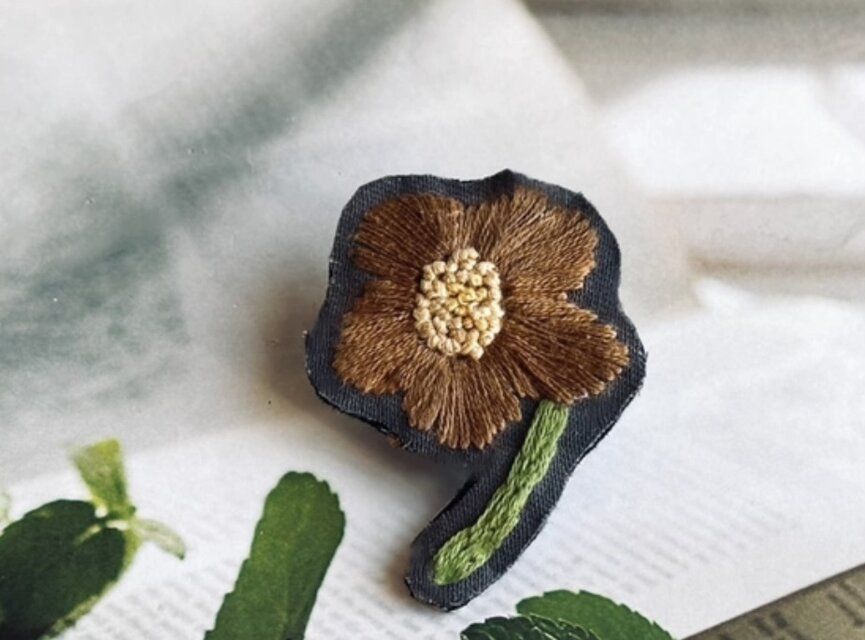 *Always*北欧風フラワーブローチ