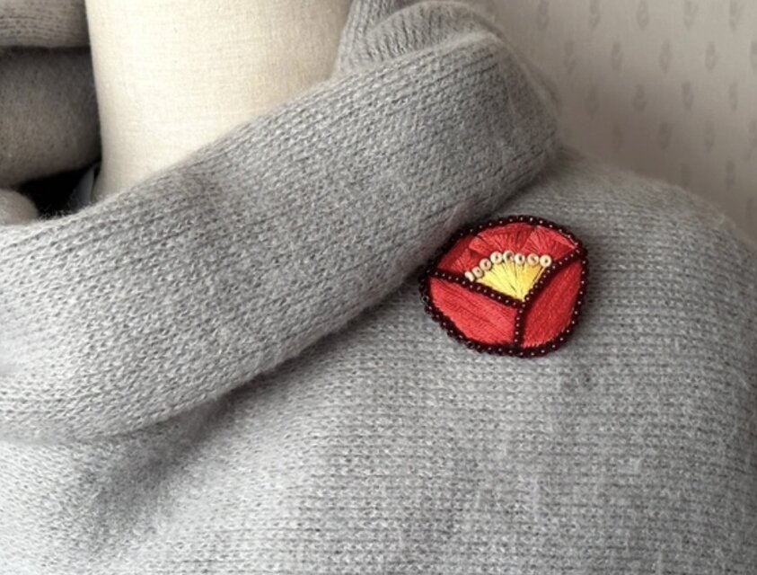 *Always*椿の花ブローチ