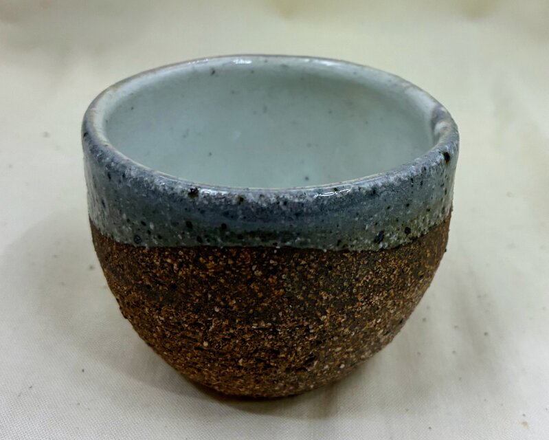 起き上がり湯吞