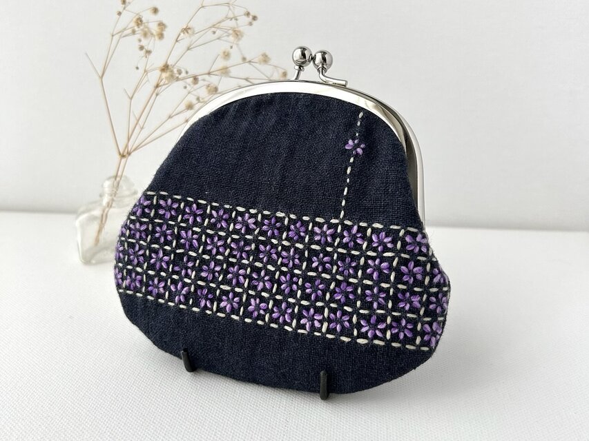 すみれの花咲くがま口