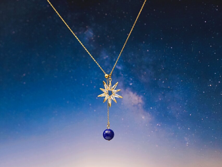 簡単つけはずし【14kgf・Y字 ロングネックレス】大人のお星様 ラピスラズリ 夜空 / かぶってつけれる 70cm