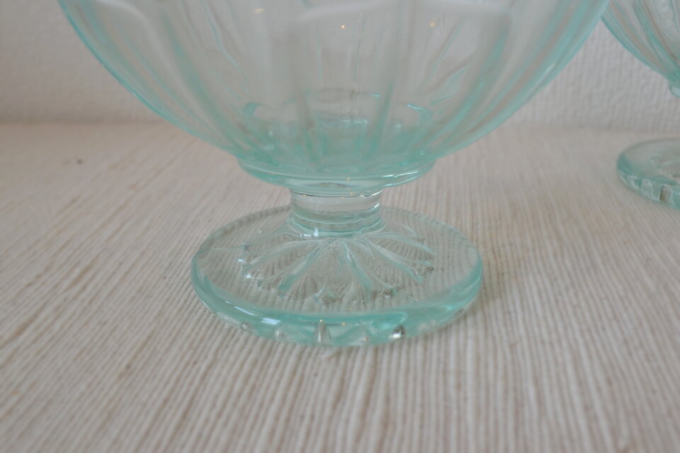 プレスガラス水色氷カップ 2個 昭和レトロ | iichi 日々の暮らしを