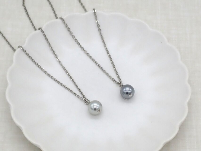 《２色から選べる》グレーパールの一粒パールネックレス