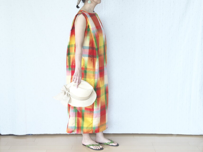 ショルダータックワンピース