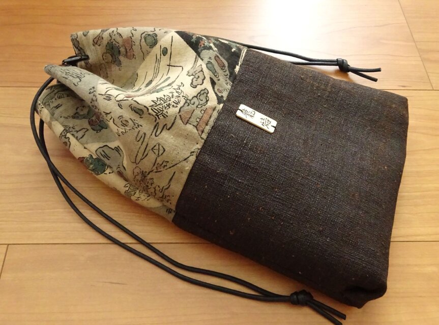 愛らしい唐子を楽しむ個性的な巾着