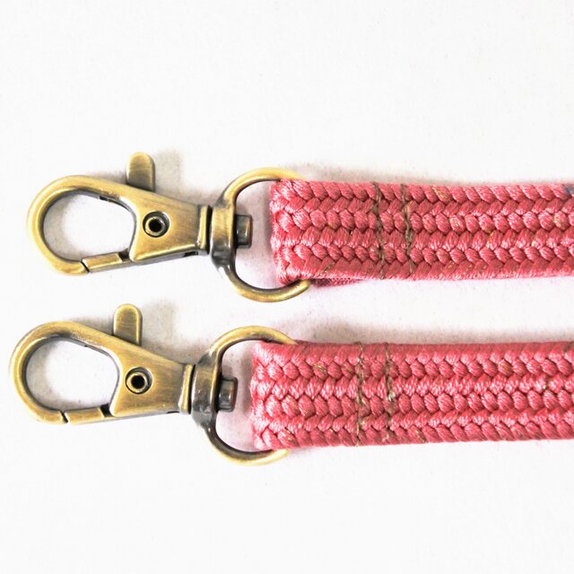 着物リメイク　帯締めで作ったスマホショルダー、スマホストラップ