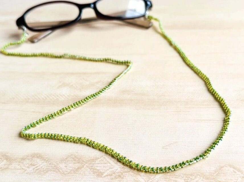 *Always*モスグリーンのシンプルグラスコード