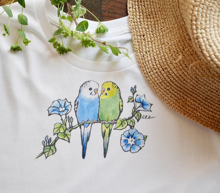 セキセイインコと朝顔のTシャツ