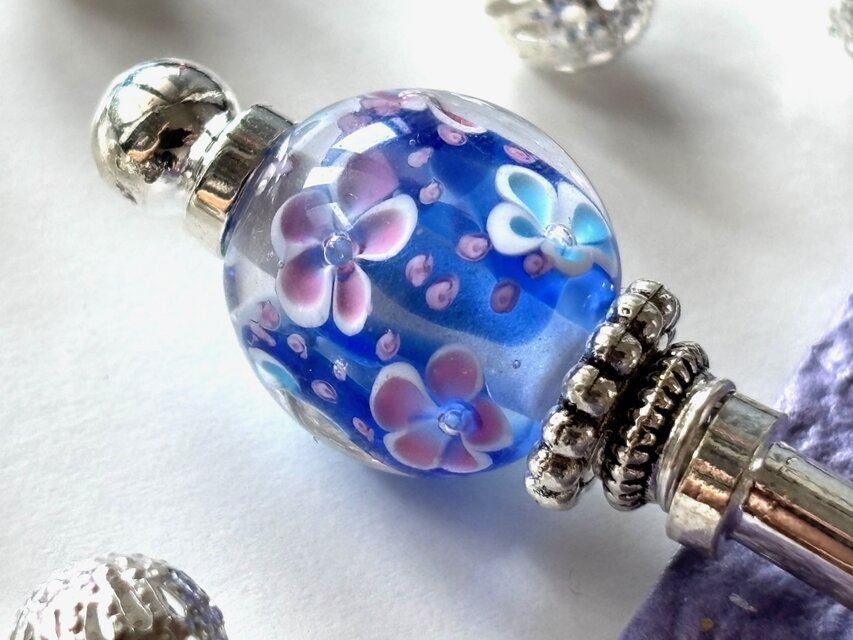 かんざし　水色とピンクの花のとんぼ玉　一本挿し　一本簪　涼しげ　夏　青　フラワー　紫陽花　あじさい　シルバー