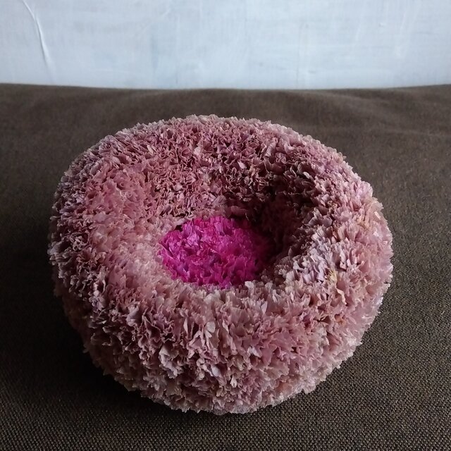 スターチスのミニチュアソファ