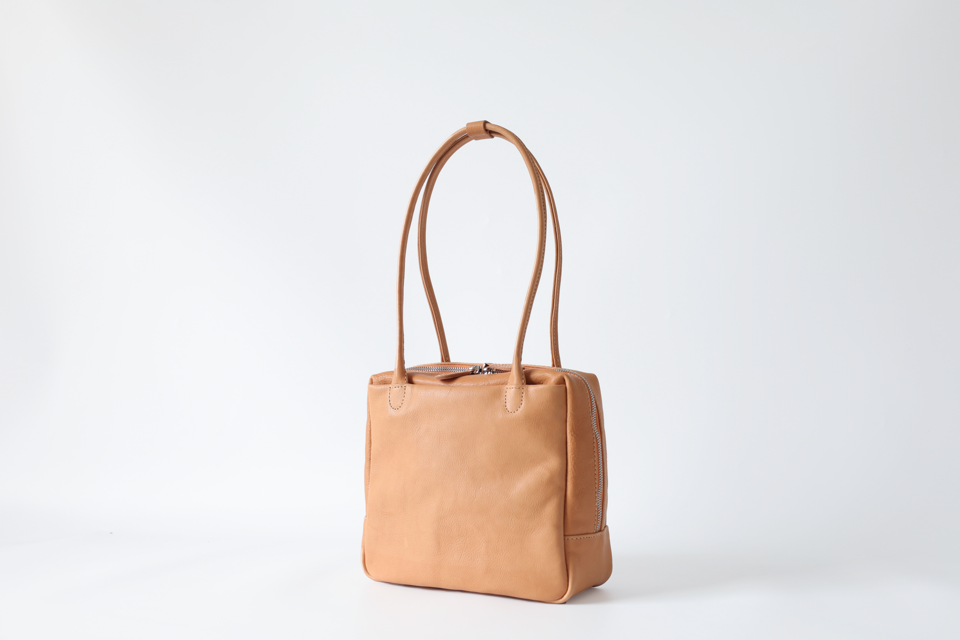 柔らかいヌメ革】大容量 トートバッグミニスクエアバッグ｜手提げ