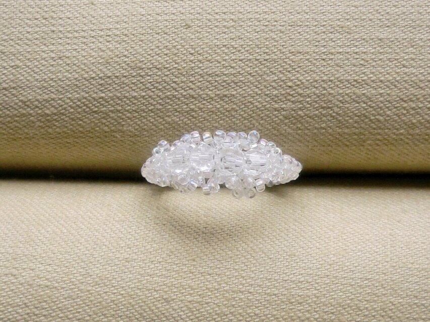 ビーナスのBeads Ring/ クリアオーロラ