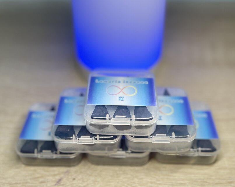 レムリアのお香　虹(ケース)