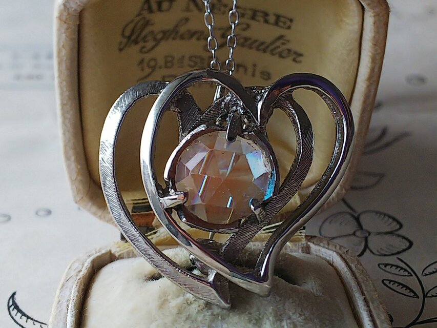 アンティーク　サフィレット　ペンダントヘッド　ラウンド　大粒　特大 アンティーク サフィレット ペンダントヘッド ラウンド 大粒 特大