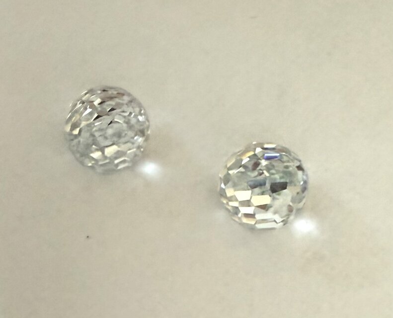 スワロフスキー disco クリスタルCAL ミラーボール 8mm ピアス